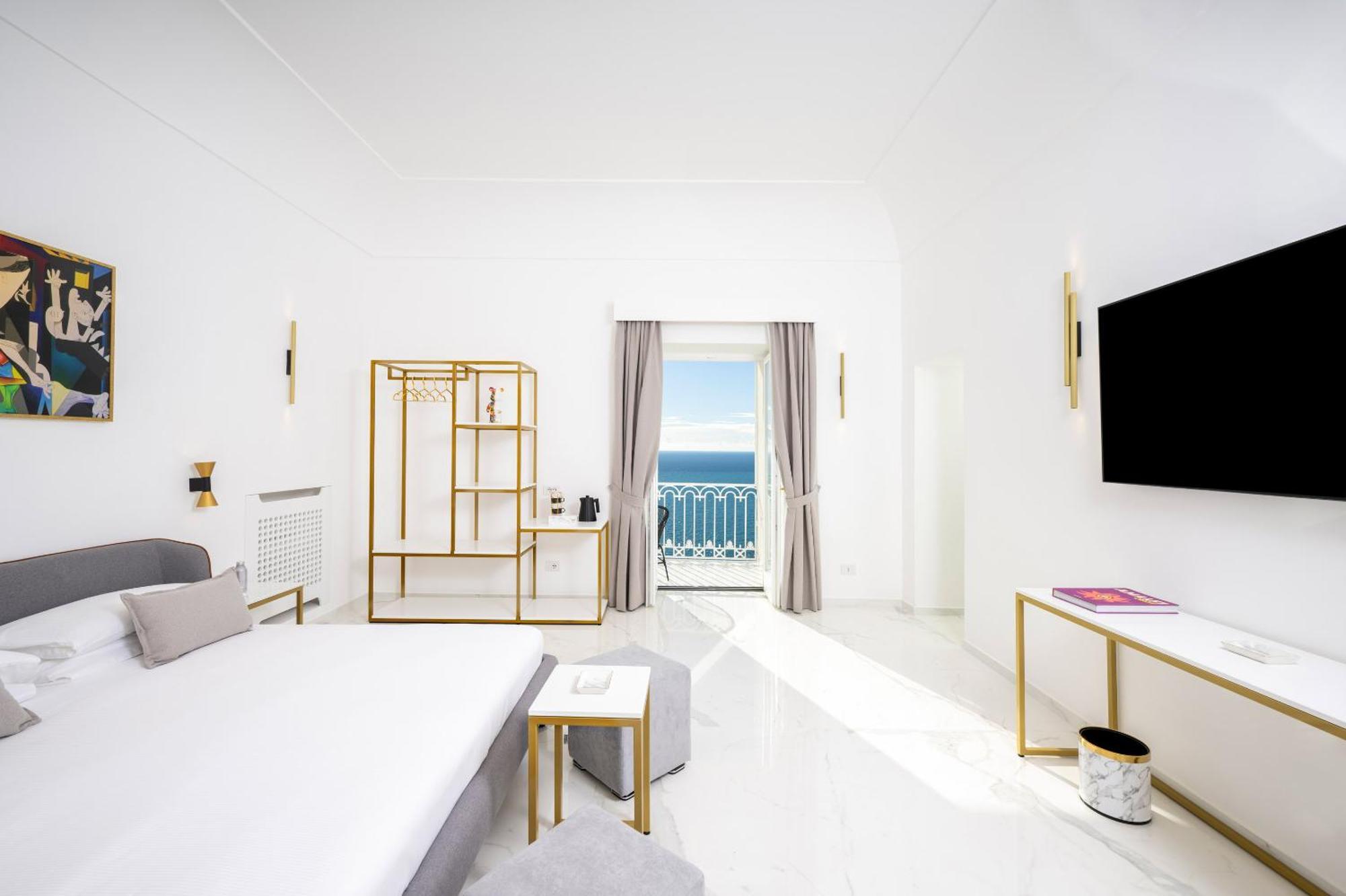 Gianlica Suites Positano Exterior photo